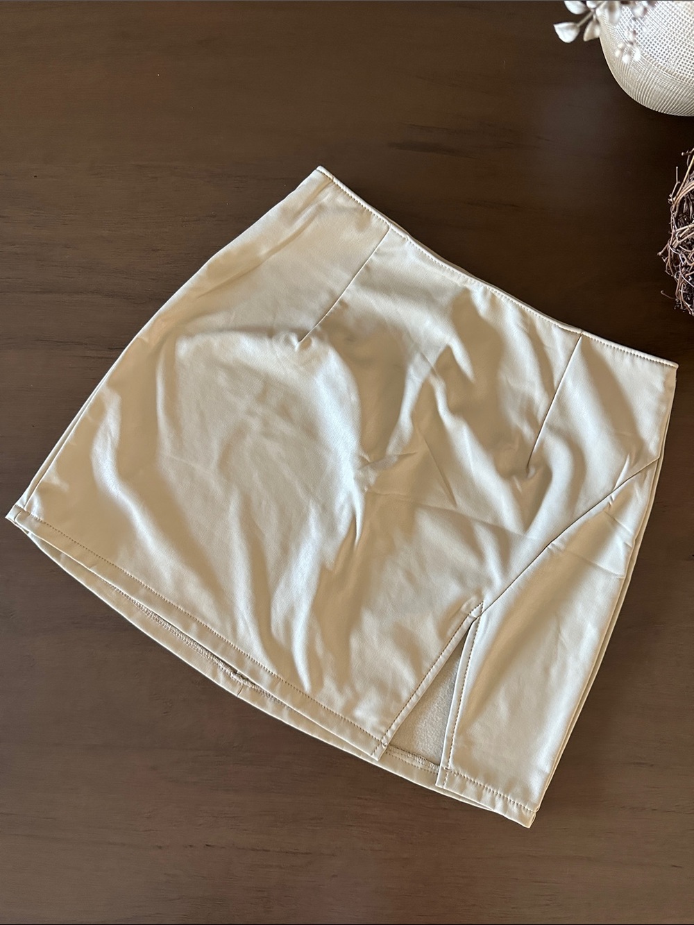 Rewash Cream skirt with Front Slit